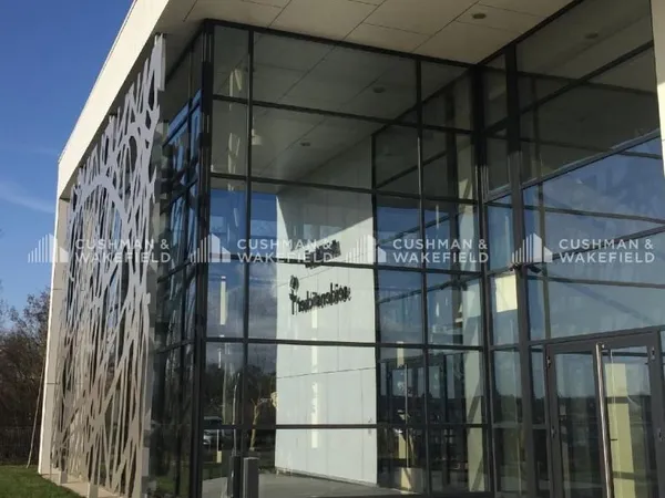 Bureaux 297 m²