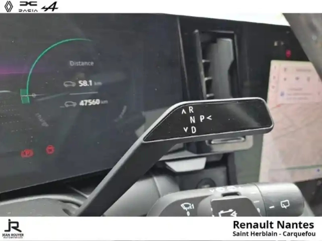 Renault Megane e-tech electric ev60 220ch techno optimum charge — photo 11