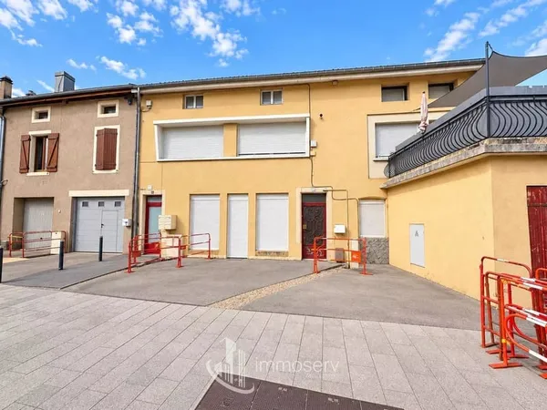 F3 ENTIÈREMENT RÉNOVÉ AVEC JARDIN PRIVATIF - À 5 MINUTES À PIED DE LA GARE