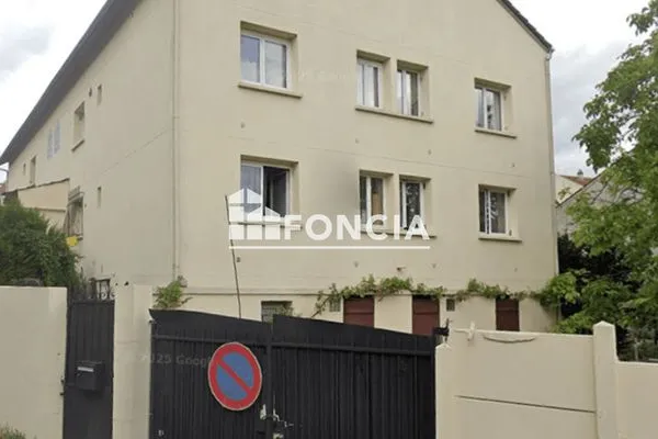 Immeuble 300 m²