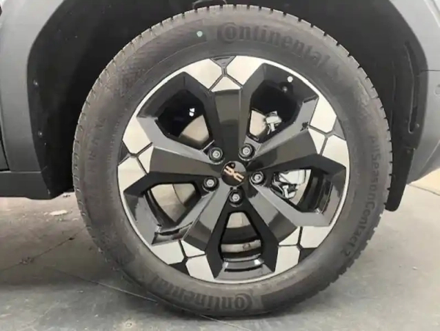 Dacia Bigster hybrid-g 150 4x4 — photo 20