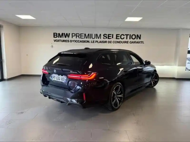 Bmw Serie 5 série 5 touring 530e 299ch m sport — photo 1
