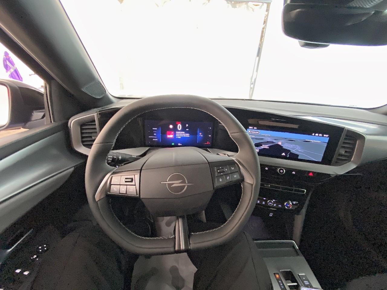 Opel Mokka 1.2 turbo hybrid 145 ch e-dct6 edition — photo 12
