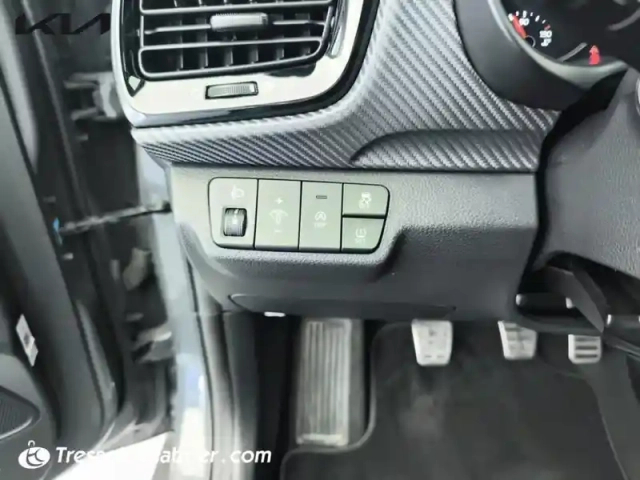 Kia Stonic 1.0 t-gdi 100 ch bvm6 gt line — photo 17