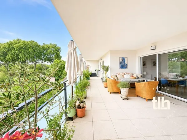 Restinclières : Appartement 3 Pièces avec 37m2 De Terrasse Et