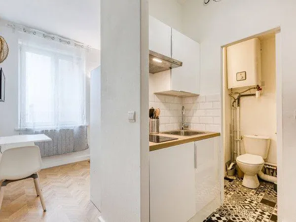 Studio 1 pièce 14 m²