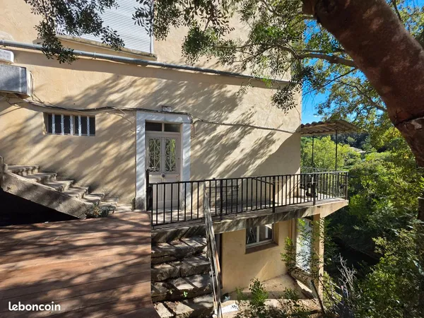 Location appartement Carcès
