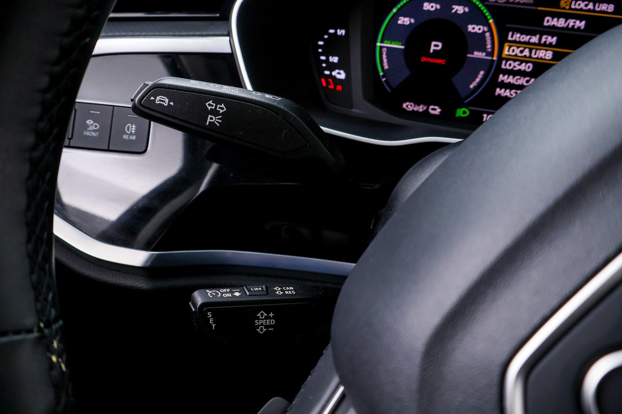 Audi Q3 — photo 22