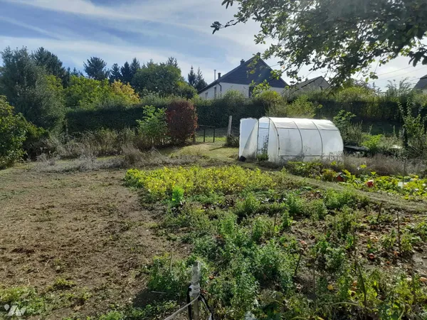 Terrain 927 m²