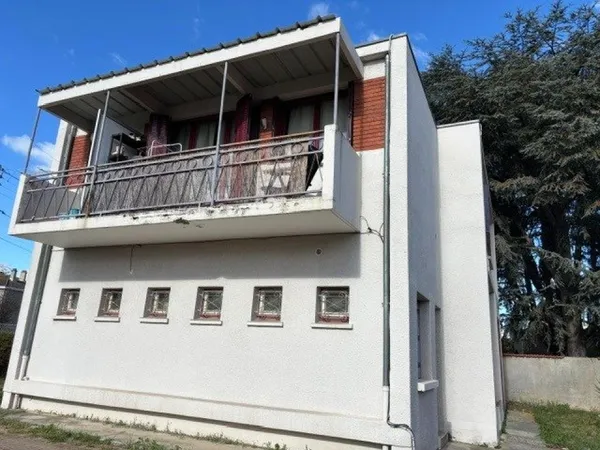 BEL APPARTEMENT AVEC JARDIN COMMUN AU VERT-GALANT,