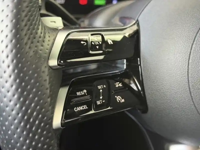 Mercedes Glc 400 e  hybrid eq 4matic am — photo 40