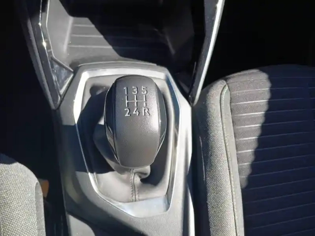 Peugeot 208 puretech 75 s&amp;s bvm5 — photo 13