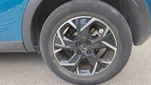 DS DS3 Crossback 1.2 PureTech 100 - So Chic – 2021 – 44655 km – Essence – Boîte Manuelle — photo 17