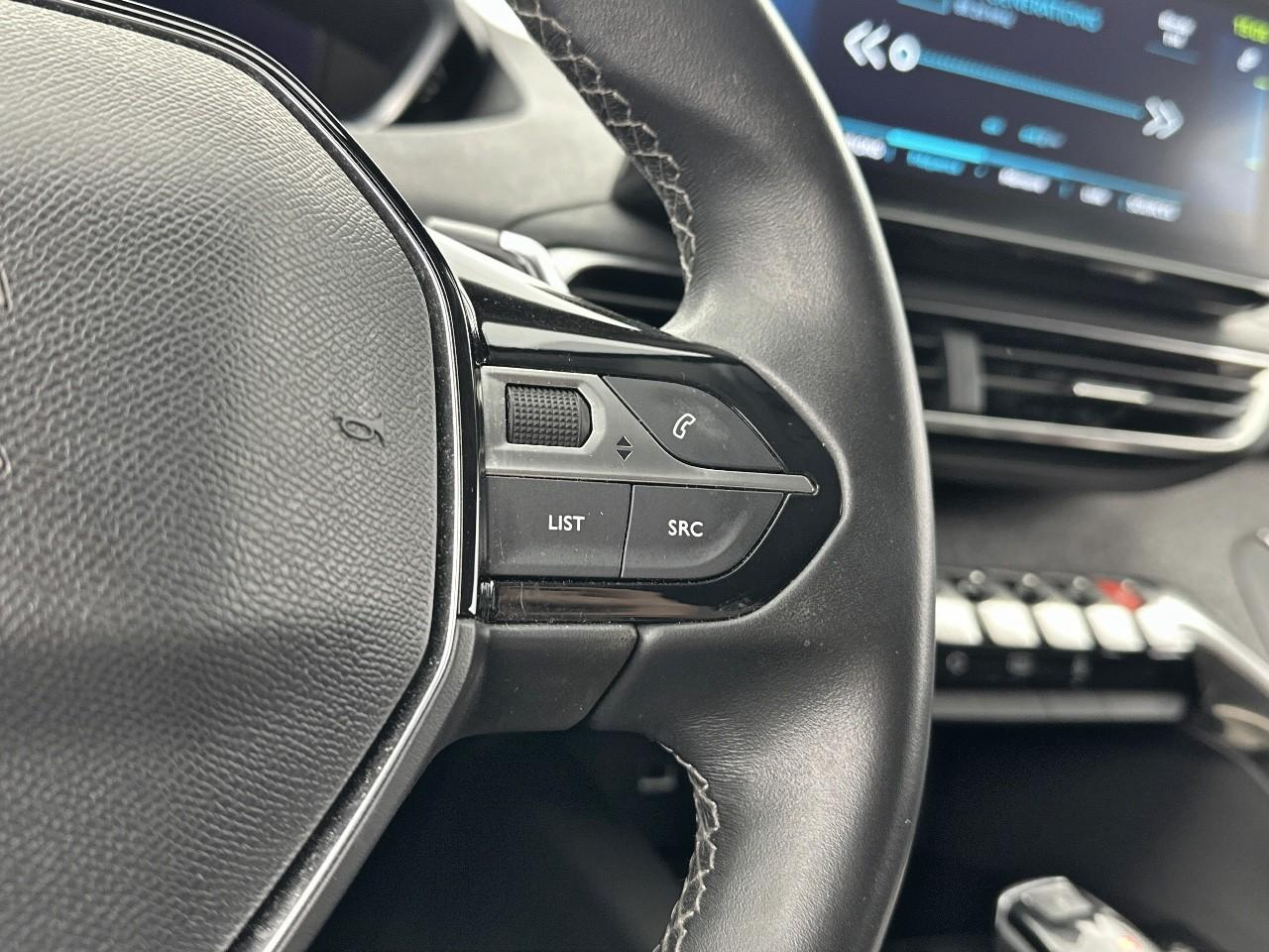 Peugeot 3008 hybrid 225 e-eat8 allure pack — photo 16