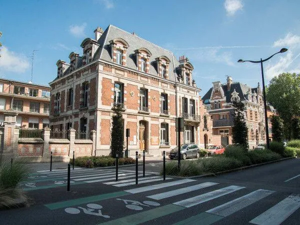 Bureau 53 m²