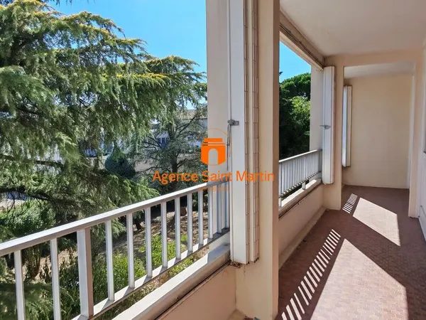 Appartement 4 pièces 82 m²