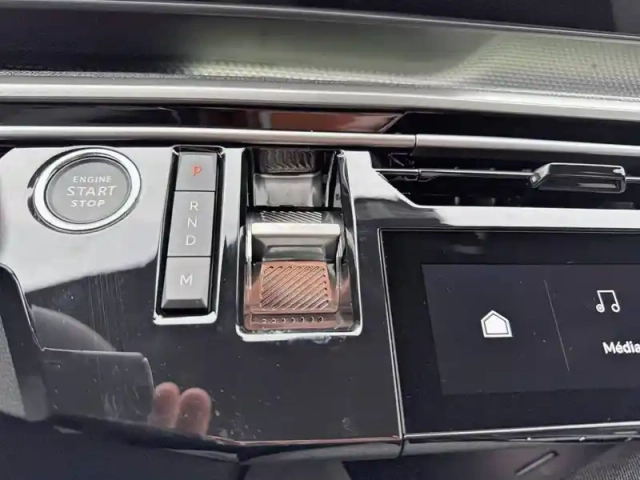 Peugeot 5008 hybrid 145 e-dcs6 — photo 20