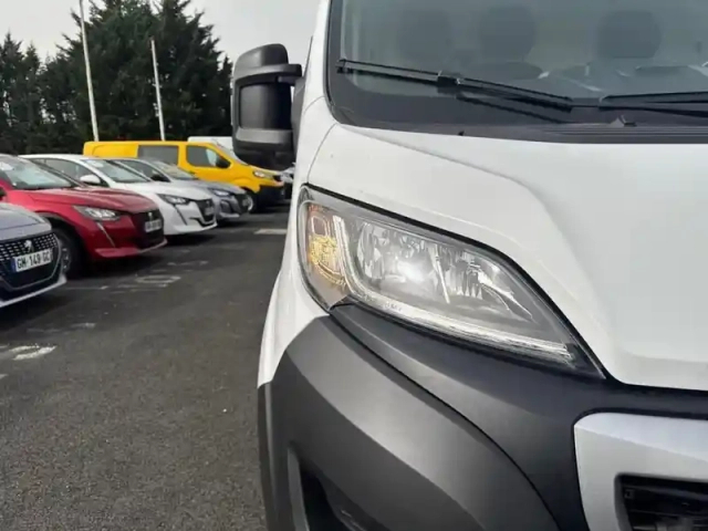 Peugeot Boxer tole 3.3 t l2h2 bluehdi 140 s&amp;s bvm6 — photo 14