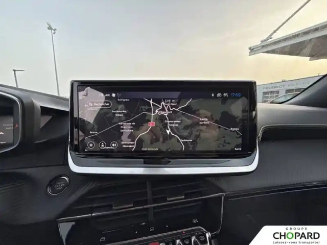 Peugeot 2008 hybrid 136 e-dcs6 — photo 14
