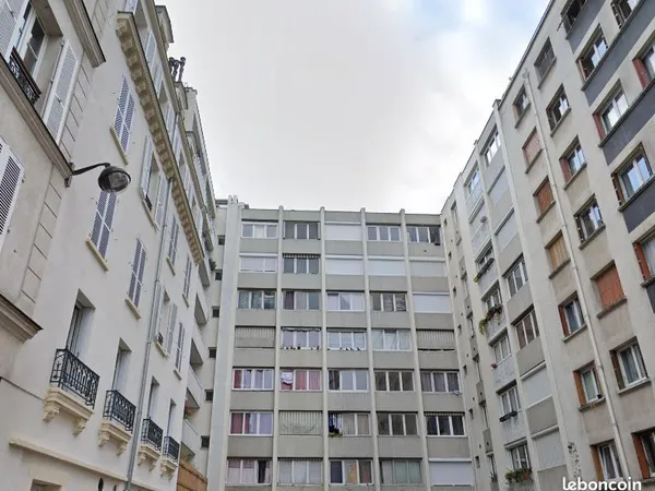Studio 1 pièce 11 m²