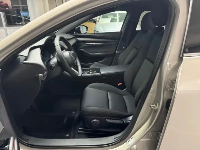 Mazda Mazda3 2.0 e-skyactiv-x m-hybrid 186ch homura bva 2025 euro6e — photo 10