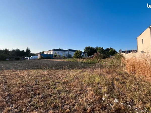 Terrain à bâtir - 1 327 m² à Champcevinel