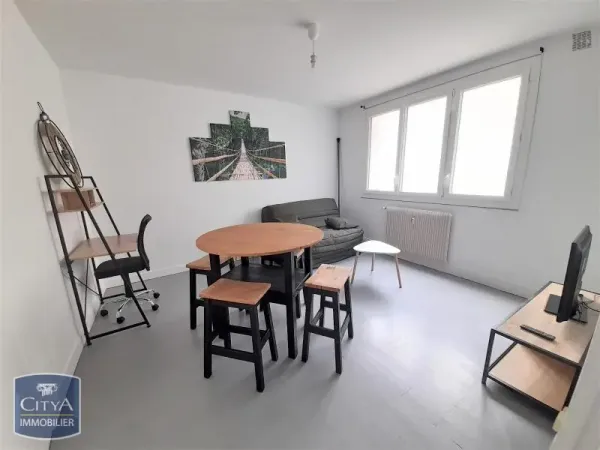 Studio 1 pièce 28 m²
