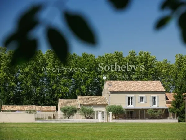 Mas à louer à Saint Rémy de Provence