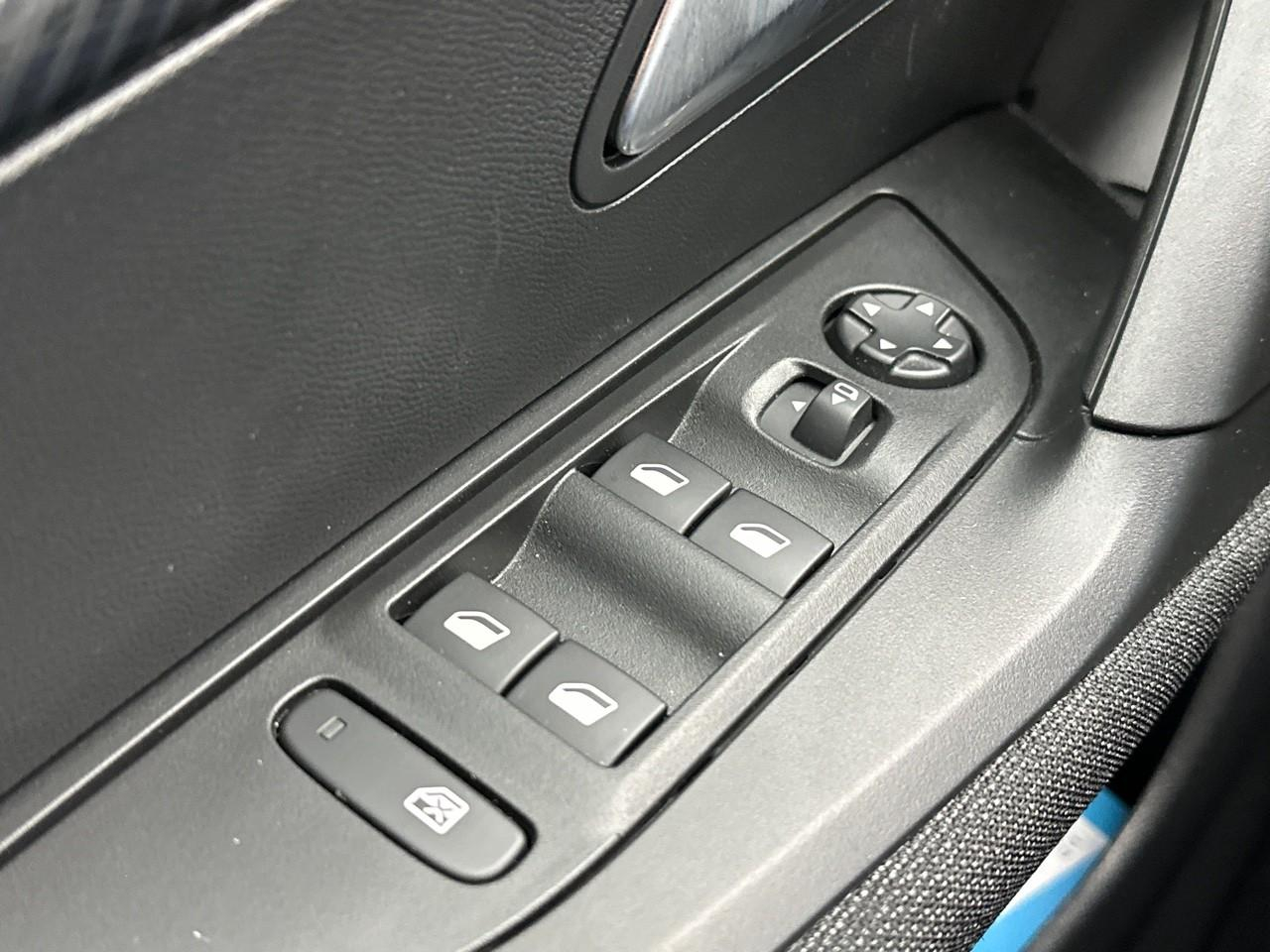 Peugeot 2008 100 s&s bvm6 style — photo 15