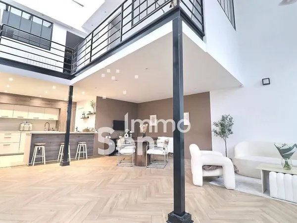 Loft 4 pièces 125 m²