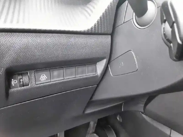 Peugeot 208 puretech 100 s&amp;s bvm6 — photo 52
