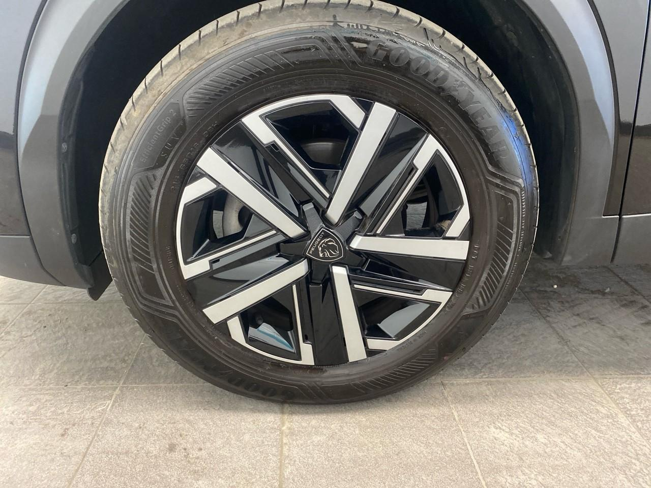 Peugeot 2008 100 s&s bvm6 style — photo 11