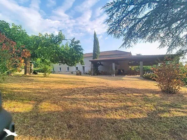 Maison 8 pièces 190 m²