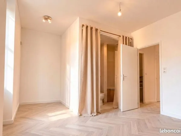 Maison de ville de 67 m² sur 3 niveaux, à Angoulême