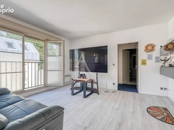 Appartement Brie Comte Robert 2 pièce(s) 47 m2