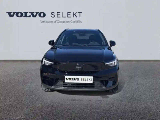 Volvo Ex40 single extended range 252ch black edition — photo 5