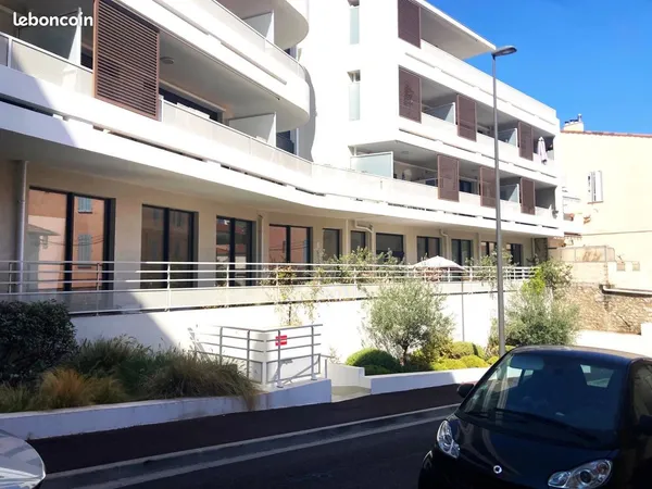 Bureaux 102 m² Cannes