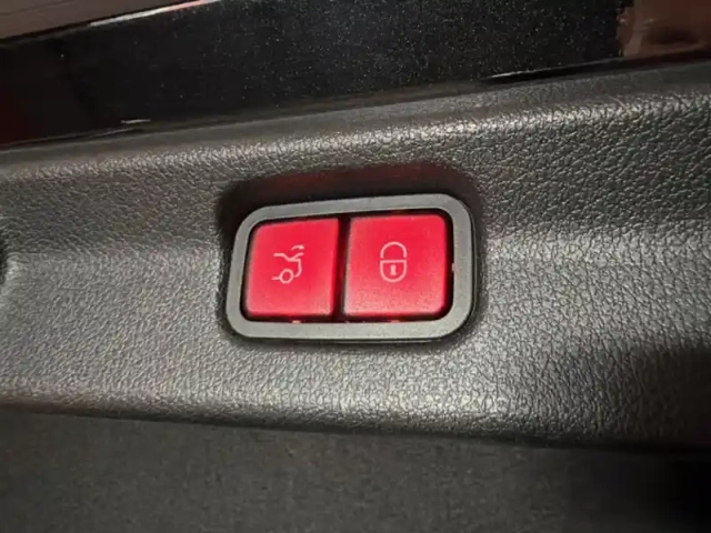 Mercedes Classe E eqe 350 amg line — photo 39