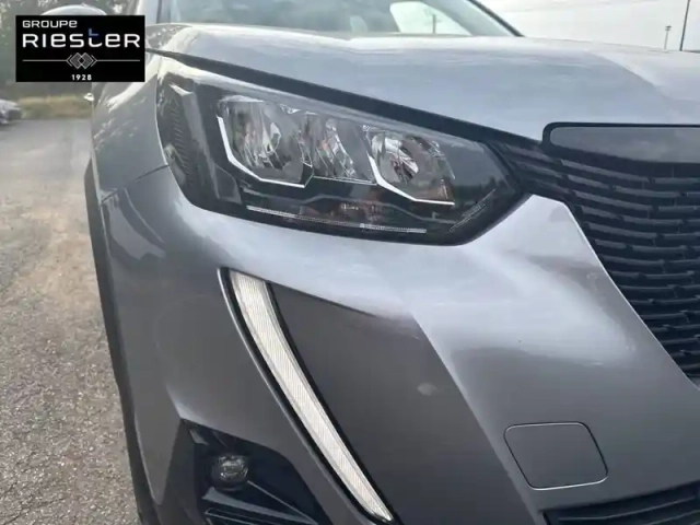 Peugeot 2008 puretech 100 s&amp;s bvm6 — photo 16