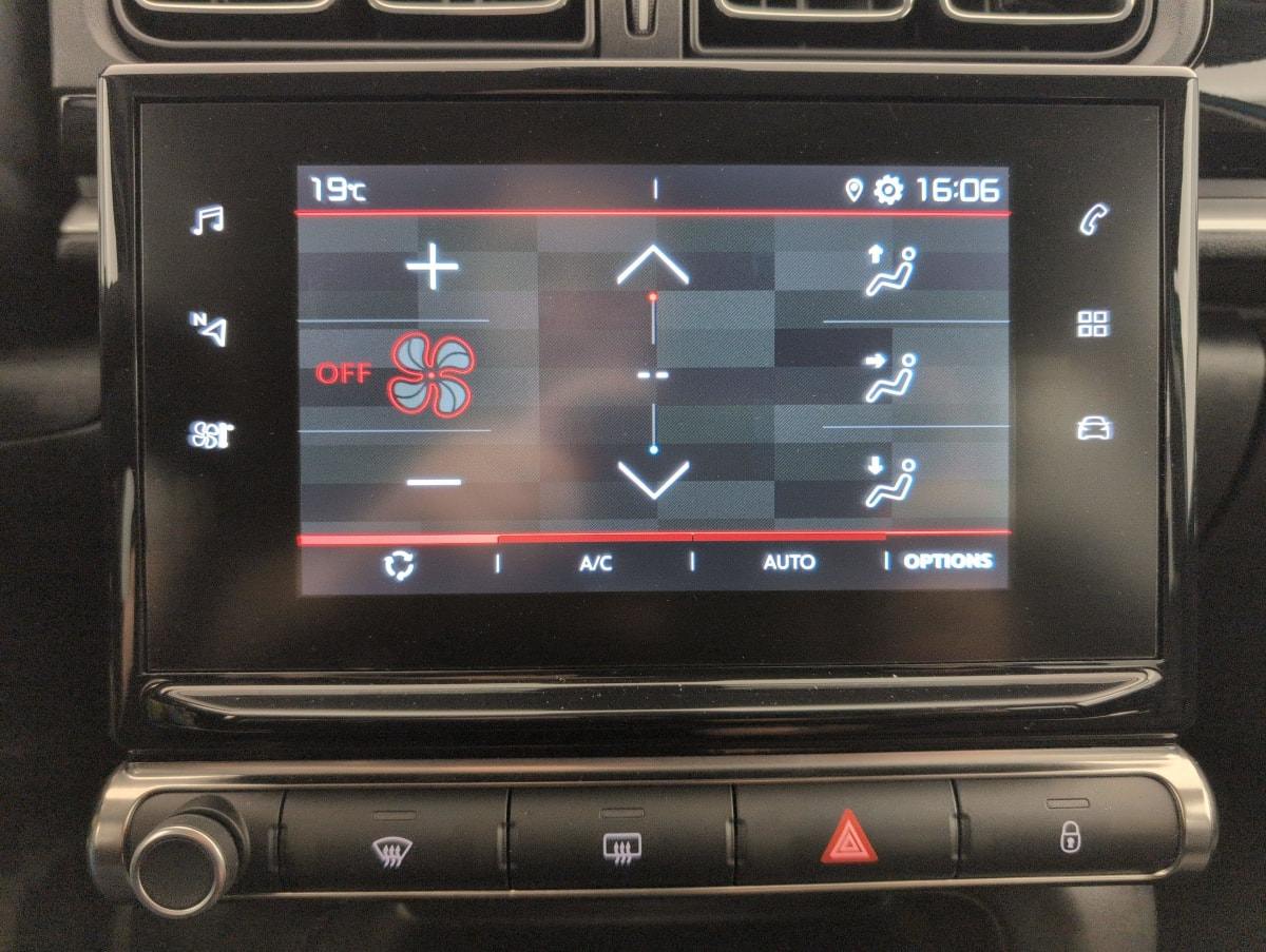 Citroën C3 — photo 18