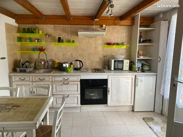 T2 de 26 m² avec parking - Toutes charges comprises - Aix Les Milles