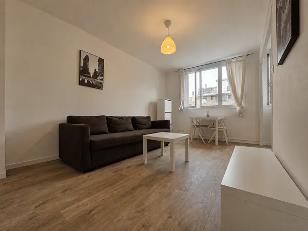 Studio 1 pièce 26 m²