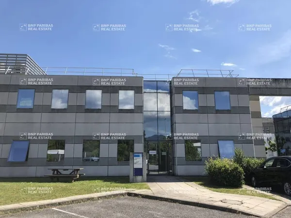 Bureaux 220 m²