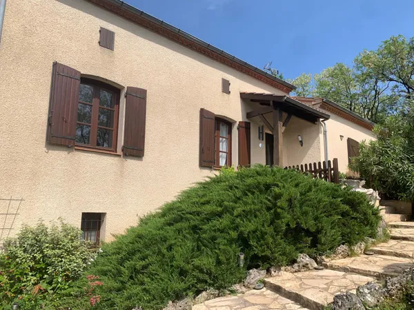 Vends maison lumineuse
