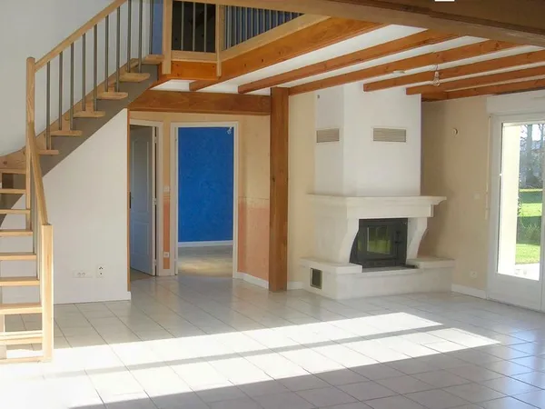 MAISON DE 90 m² 4 chambres
