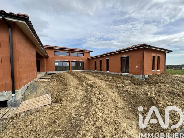 Maison de plain-pied 5 pièces 135 m²