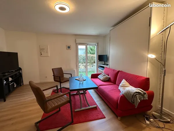 Grand studio meublé rénové avec terrasse - Châtillon centre