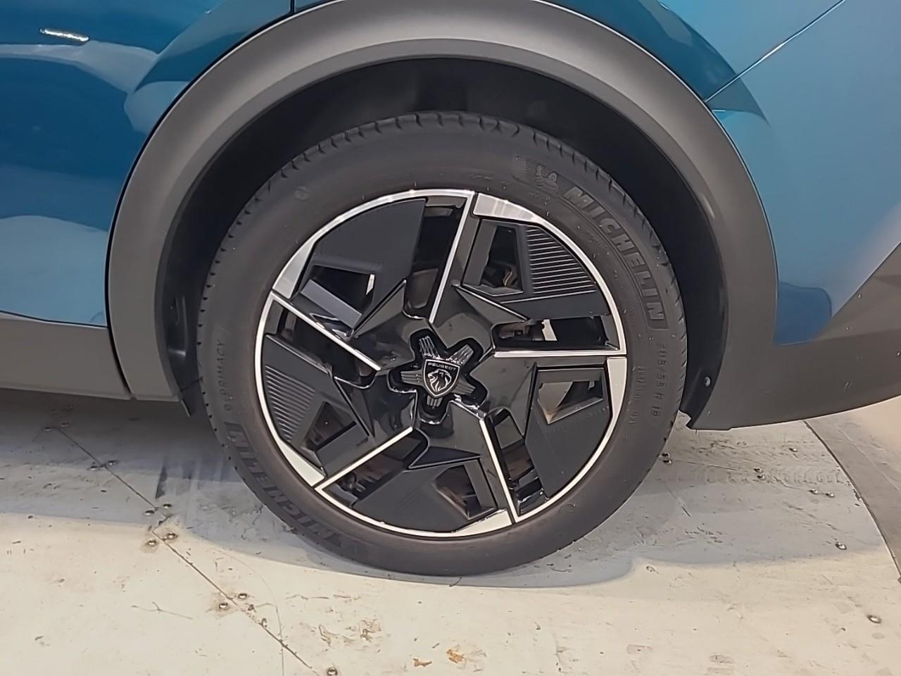 Peugeot 408 puretech 130 ch s&s eat8 gt — photo 16