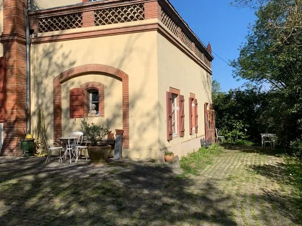 Appartement meublé à la campagne avec terrasse, calme