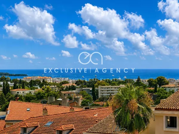 Le Cannet Mairie - Maison de ville 165m² avec terrasse panoramique et vue mer